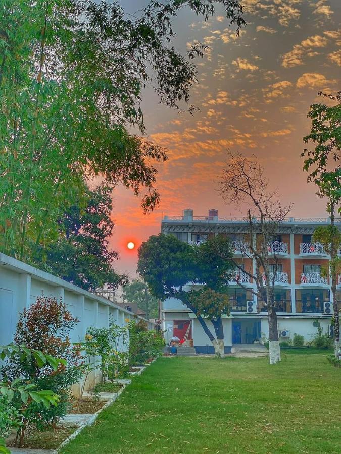 Shada Pathor Hotel & Resort Companiganj Luaran gambar