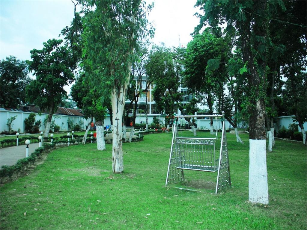 Shada Pathor Hotel & Resort Companiganj Luaran gambar